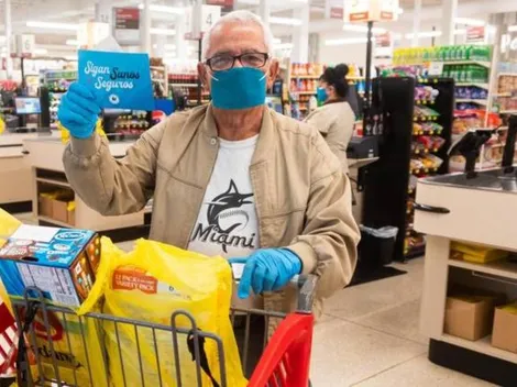 Los Marlins ayudan a los adultos mayores durante la cuarentena