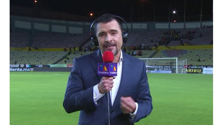 El periodista de TV Azteca dijo que nunca se imaginó hacer campo de juego en el FIFA 20.