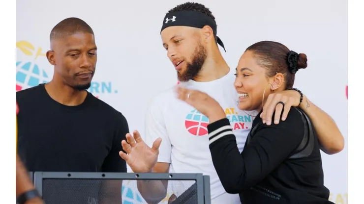 Malas noticias para Curry: millonaria demanda contra su esposa