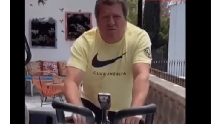 ¡Piojo fitness! Miguel "Atlético" Herrera en cuarentena