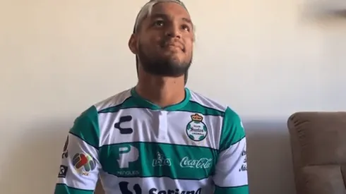 Santos muestra cómo se prepara Aguirre para la eLiga MX