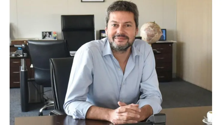 Lammens aseguró que Argentina estará, por lo menos, "todo abril y mayo sin fútbol"