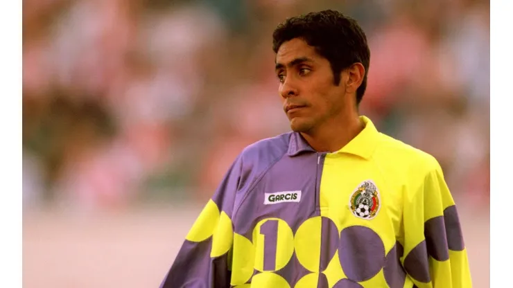 Jorge Campos reveló quién frenó su carrera como delantero