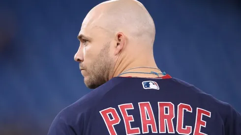 Steve Pearce anunció su retiro de las Grandes Ligas