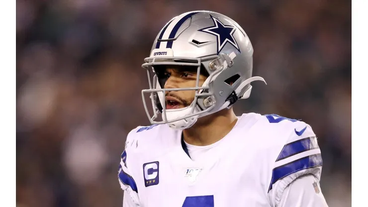 Stephen Jones opinó sobre Dak Prescott omitiendo los programas de temporada baja