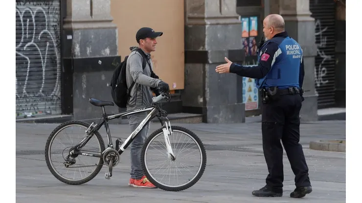 Rompió la cuarentena y cuando lo detuvieron dijo: "No aguantaba a mi esposa e hijas"