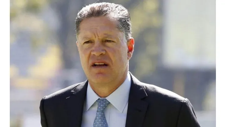 En Fox Sports destrozaron el manejo de Ricardo Peláez en Cruz Azul y Chivas