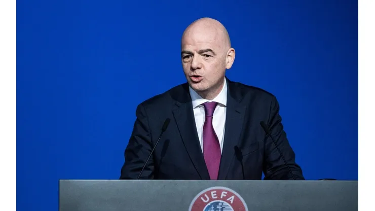 FIFA suspendería todos los partidos de selecciones hasta 2021