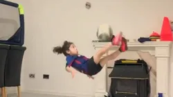 Video viral: un pequeño crack desafió a Messi y festejó como Cristiano Ronaldo