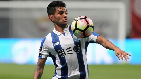 Corona es una figura del futbol europeo.