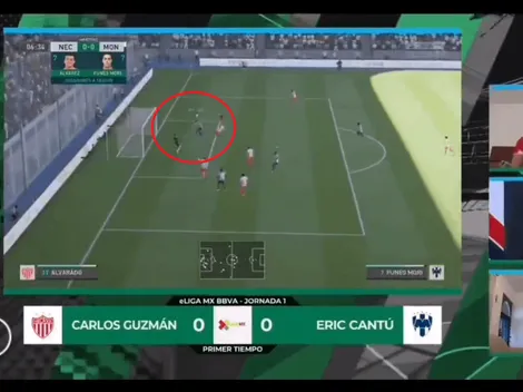 Rogelio Funes Mori convirtió el primer gol de la eLiga MX