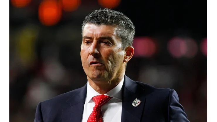 El entrenador y un futuro negativo...