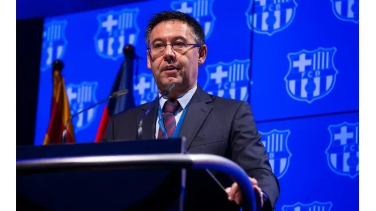Caos en Barcelona: renunciaron seis directivos en bloque