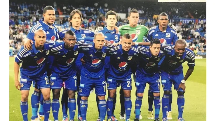 Millonarios en 2013 visitando al Real Madrid en el estadio Santiago Bernabéu.