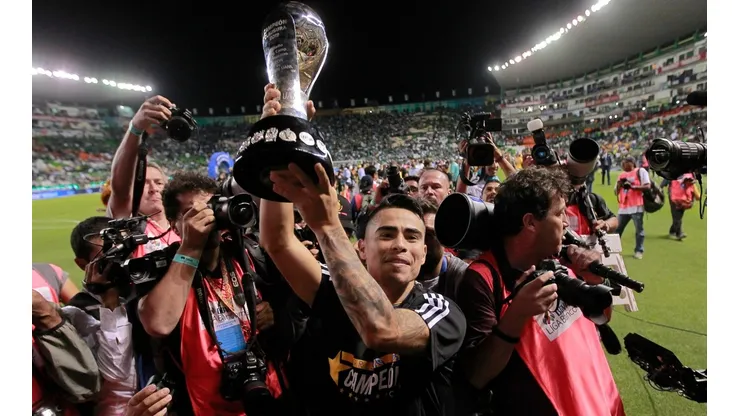 Zelarayán le dejó un mensaje al América y a Rayados