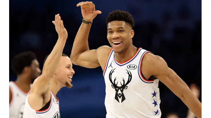Otro guiño de Giannis a Curry