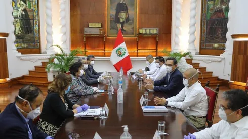 Vizcarra se reunió con el Consejo de Ministros.