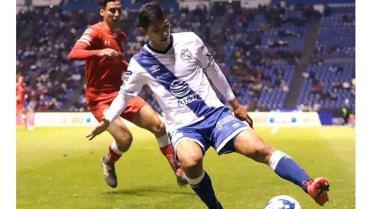 Zaldívar marca el ejemplo: no tiene problemas en diferir su sueldo