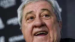 Ameal le abrió a Edinson Cavani las puertas de la Bombonera