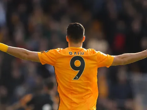 Los Wolves metieron presión para que Raúl Jiménez se quede