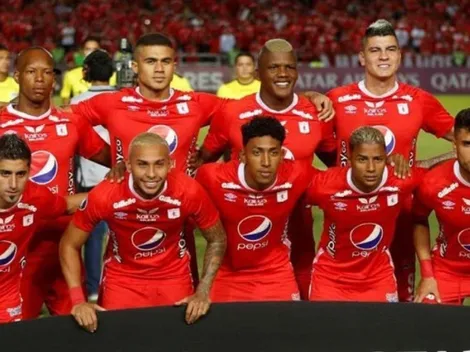 Que buen gesto: jugador del América subastó su camiseta para ayudar a los más necesitados