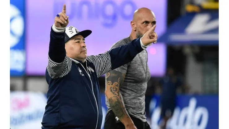 Diego Maradona durante su reciente visita a la Bombonera.