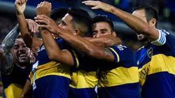 Foto de los jugadores de Boca celebrando un gol.