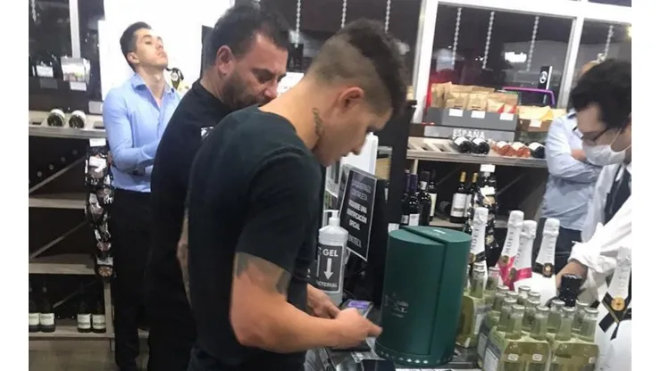 Barrón ensució a Mohamed por comprar alcohol sin prevención