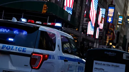 Arrestan a hombre por desenterrar supuesta tumba de Kobe Bryant