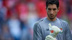 Jaime Penedo, el mundialista que acudió en persona a donar alimentos