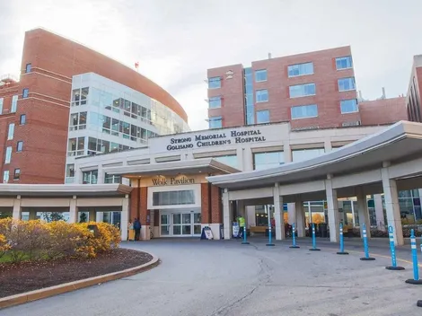 Ocultó síntomas durante el parto y ahora su mujer e hijo tienen coronavirus