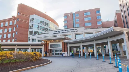 Ocultó síntomas durante el parto y ahora su mujer e hijo tienen coronavirus