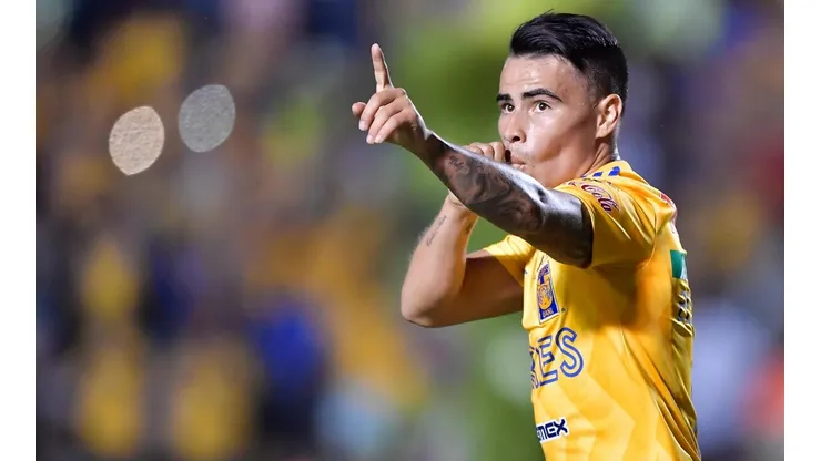 FIFA puso a Tigres contra la pared por el caso Zelarayán