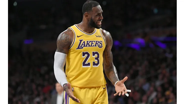 LeBron James podría perder una fortuna