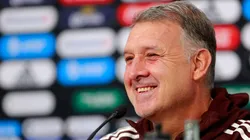 El cuerpo técnico del Tri no sufrirá ningún descuento por el coronavirus.