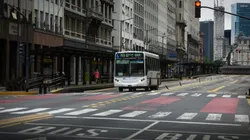Las calles de Buenos Aires, casi desiertas.