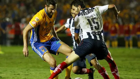 Ver en DIFERIDO Tigres vs. Monterrey por el Apertura 2016