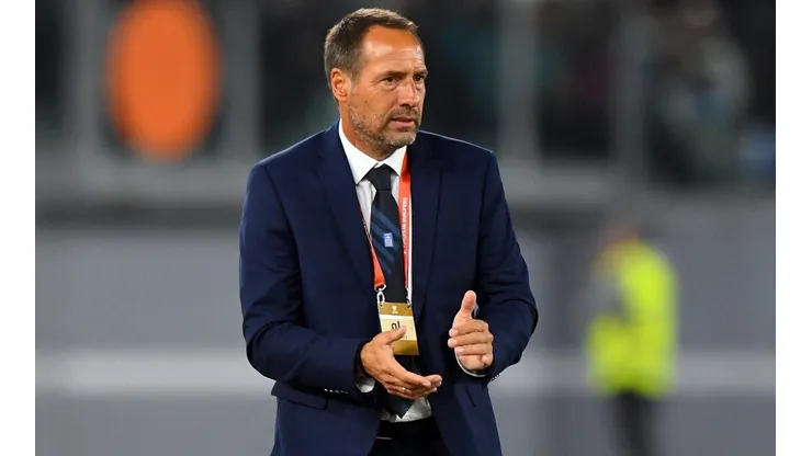 Entrenador de la selección de Grecia elogió al futbol mexicano