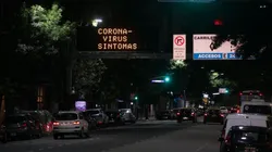 Cacerolazo: reclamaron que los políticos argentinos se bajen los sueldos
