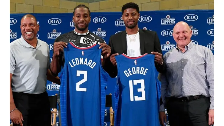 El dueño de los Clippers y su millonaria donación para vacuna contra Covid-19