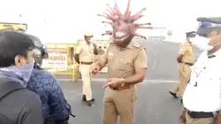 Video: policía se vistió de coronavirus para concientizar sobre la cuarentena
