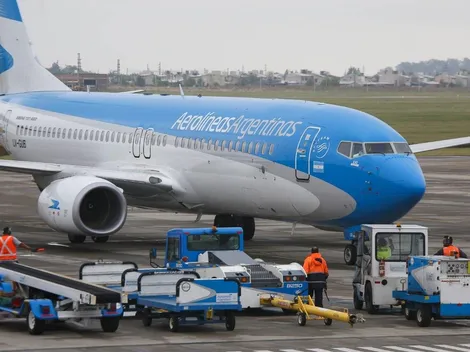 No entra nadie más: llegan los dos últimos vuelos de Aerolíneas Argentinas