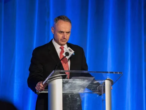 Jugadores y equipos de MLB acordan medida de emergencia con sus salarios