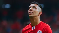 Fernández se queda en México...