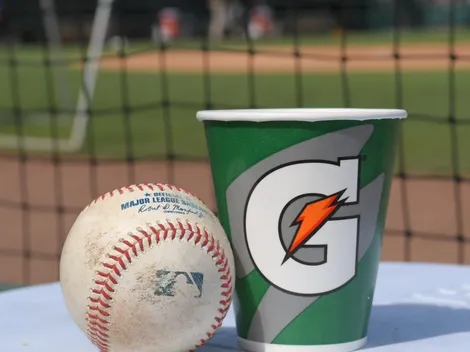 Fábricas de productos de la MLB ayudan a combatir la pandemia