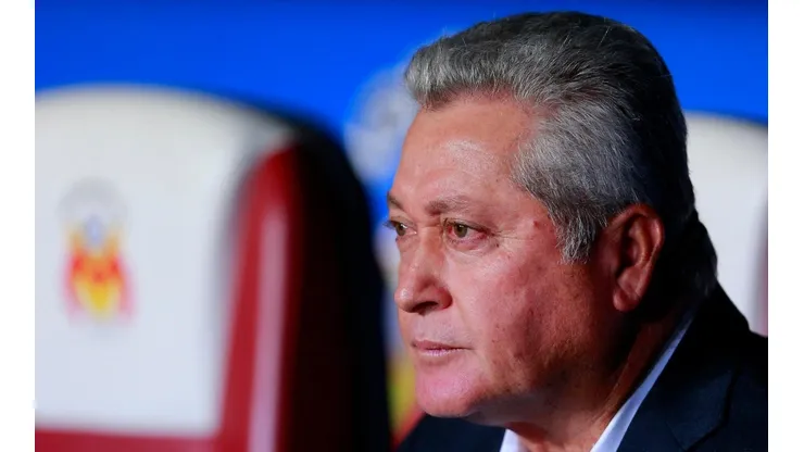 Vucetich dijo que no iba a ver reducción en los salarios.