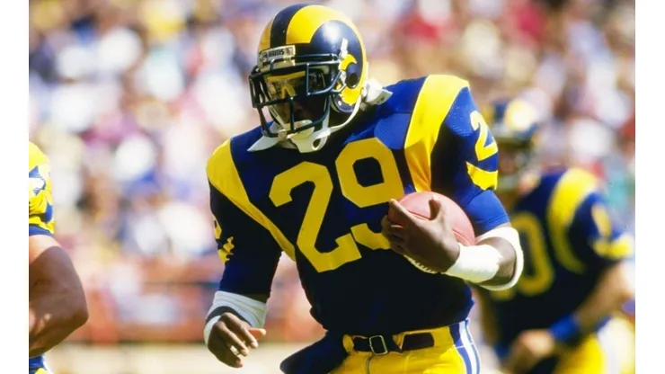 Eric Dickerson comparó el nuevo logo de los Rams con... ¡UN PENE!