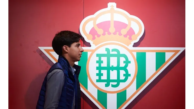 Lainez pediría irse a de Betis.