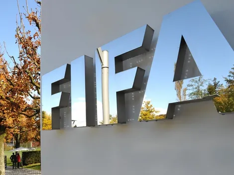 La FIFA planea una 'súper ventana' de transferencias 