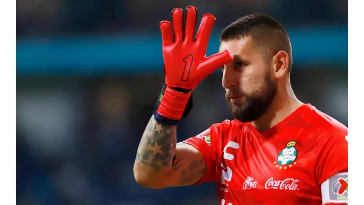 Santos pidió que los fanáticos hagan varios memes con el portero.